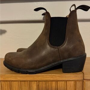 Blundstone WOMEN'S SERIES #1673 size 7.5
